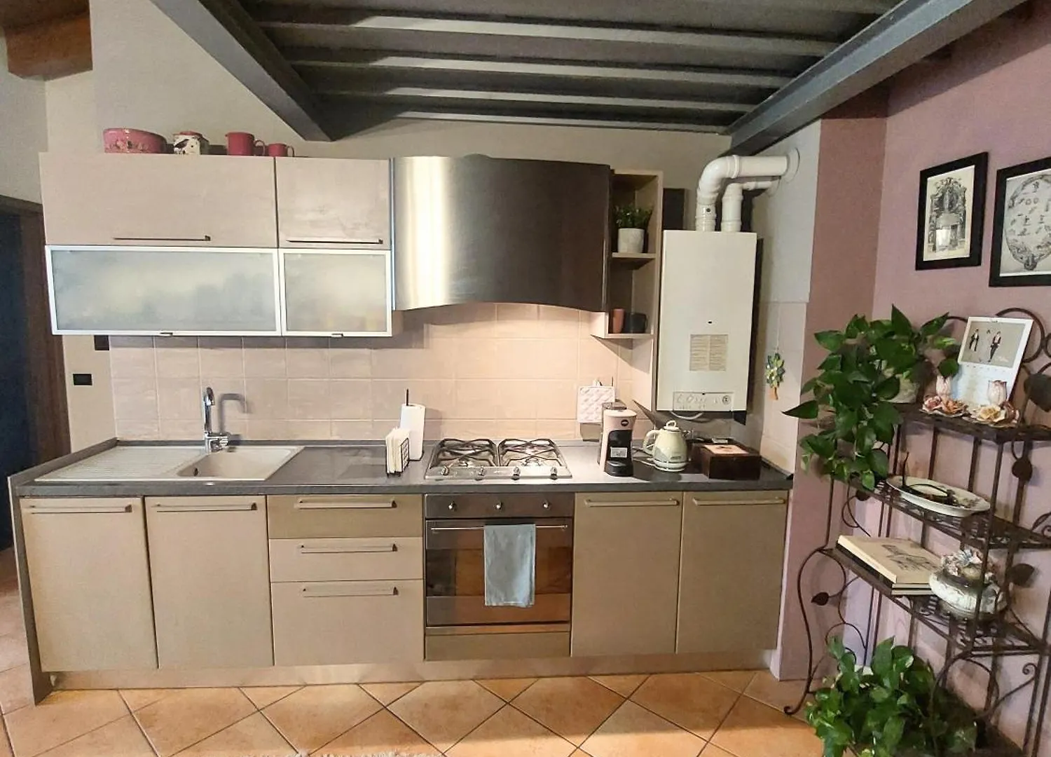 Apartment Les Maisons Des Fleurs Reggio Emilia Italy